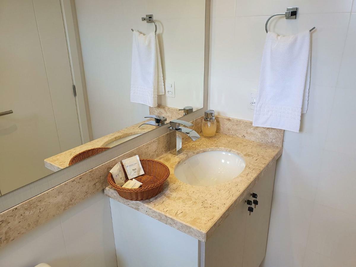 Apto Luxo 800M R. Coberta | 2 Suites | Mobiliado グラマド エクステリア 写真